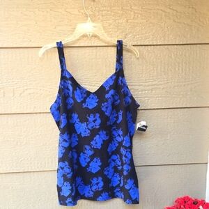 Torrid foxy blue floral wide strap tank 3x new